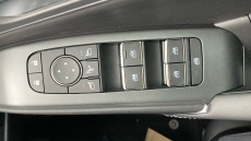 Nissan Qashqai 1.3 DiG-T MH N-Connecta [Glass Roof] 5dr Petrol Hatchback